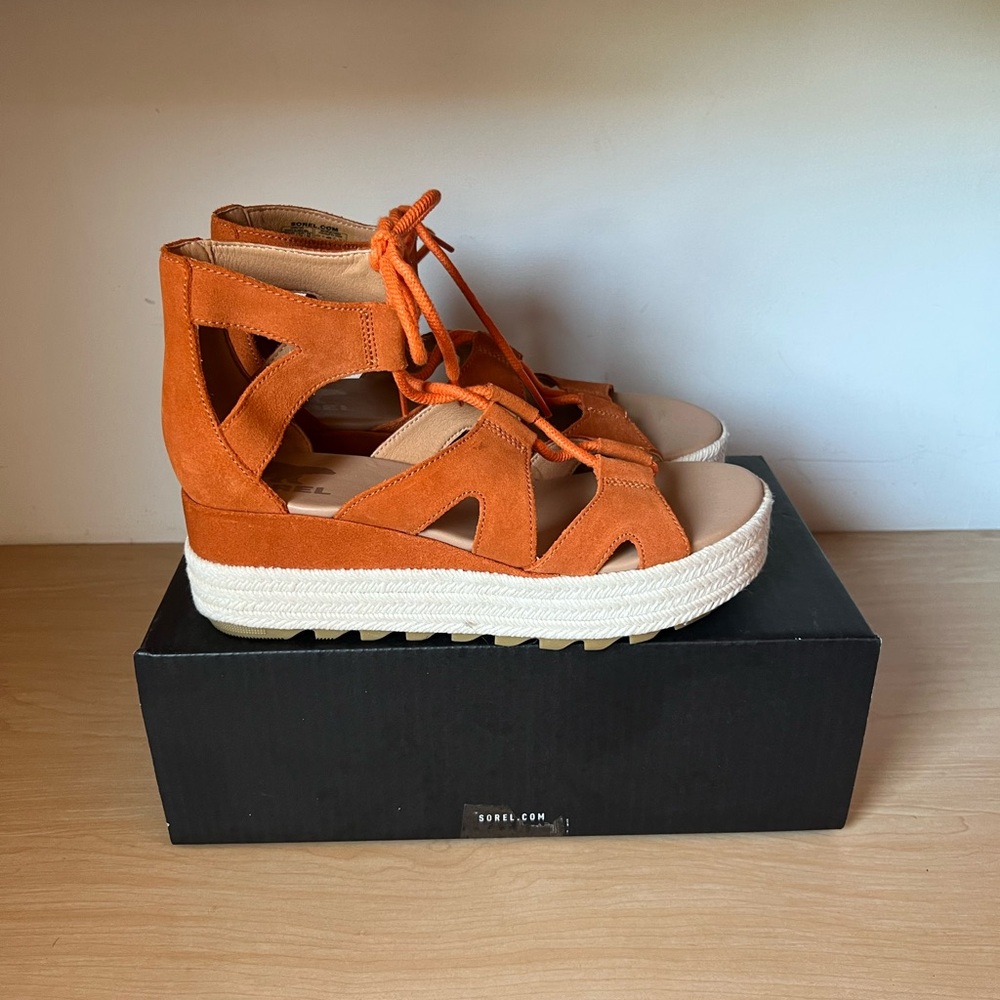 Sorel Cameron platform suede lace up sandal